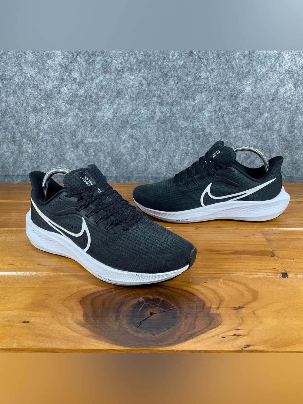 Nike Air Zoom Pegasus‎ 39 Womens Size 10 Black White Running Shoes DH4072-001